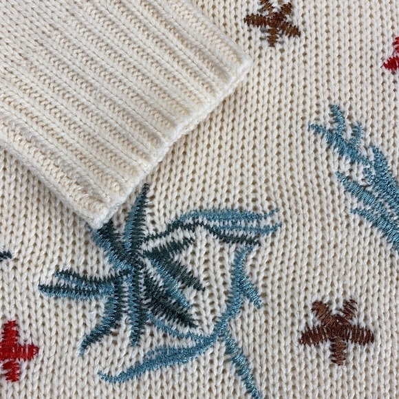 Easel Los Angeles Women's Size Small Floral Embroidered Oversized Cream Sweater - Picture 15 of 17